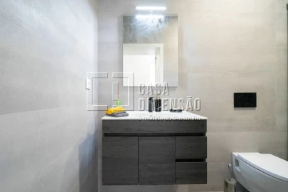 Apartamento T3 para Venda em Benfica