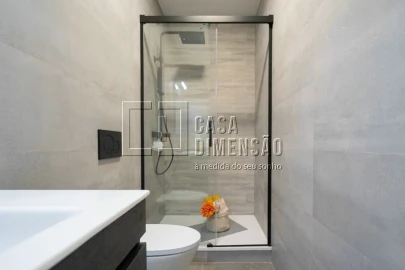 Apartamento T3 para Venda em Benfica