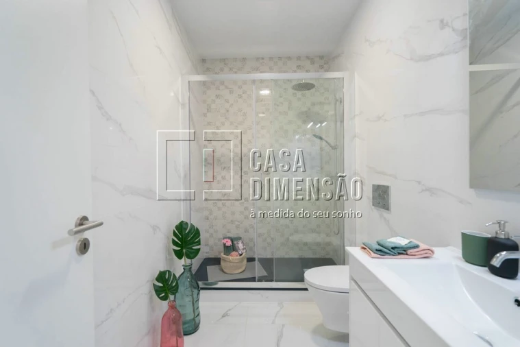 Apartamento T3 para Venda em Benfica Foto 24
