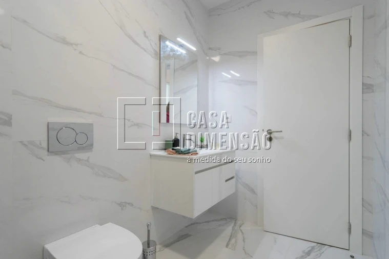 Apartamento T3 para Venda em Benfica Foto 26