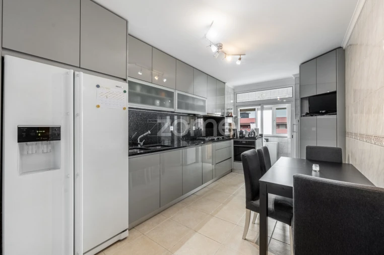 Apartamento T3 para Venda em Paredes Foto 5