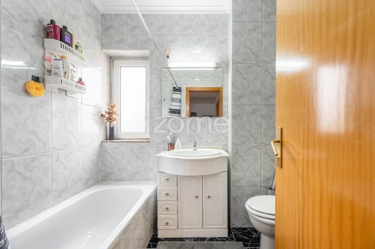 Apartamento T3 para Venda em Paredes Foto 16