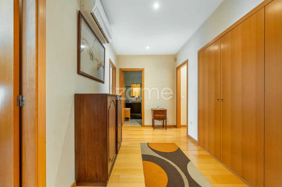 Moradia T4 para Venda em Vila Nova de Famalicão e Calendário Foto 13