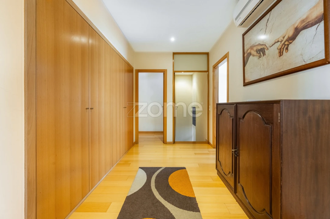 Moradia T4 para Venda em Vila Nova de Famalicão e Calendário Foto 14