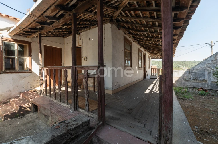 Moradia T4 para Venda em Foz de Arouce e Casal de Ermio Foto 7