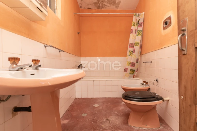 Moradia T4 para Venda em Foz de Arouce e Casal de Ermio Foto 28