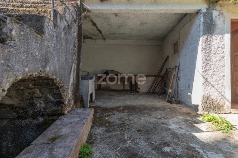 Moradia T4 para Venda em Foz de Arouce e Casal de Ermio Foto 13