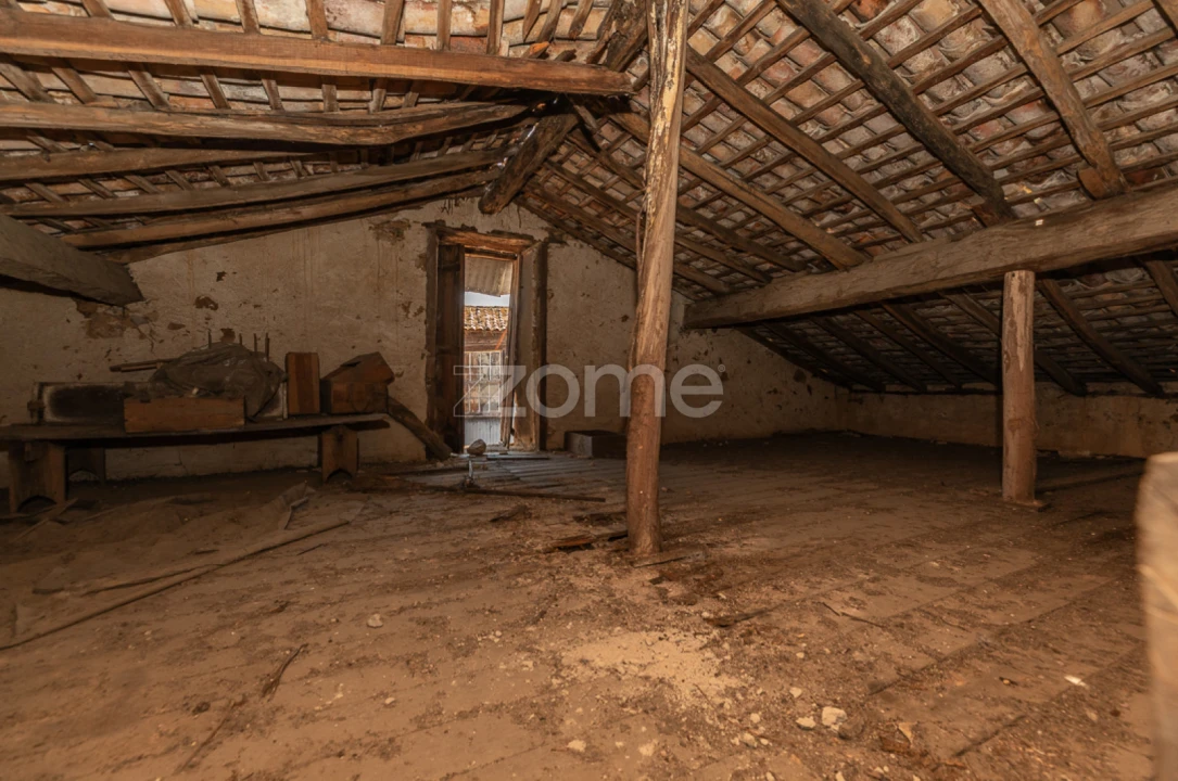 Moradia T4 para Venda em Foz de Arouce e Casal de Ermio Foto 27