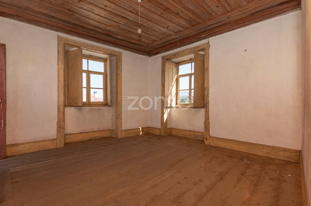 Moradia T4 para Venda em Foz de Arouce e Casal de Ermio Foto 39