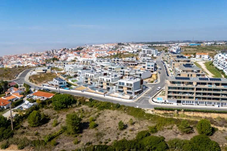 Moradia T4 para Venda em Ericeira Foto 38