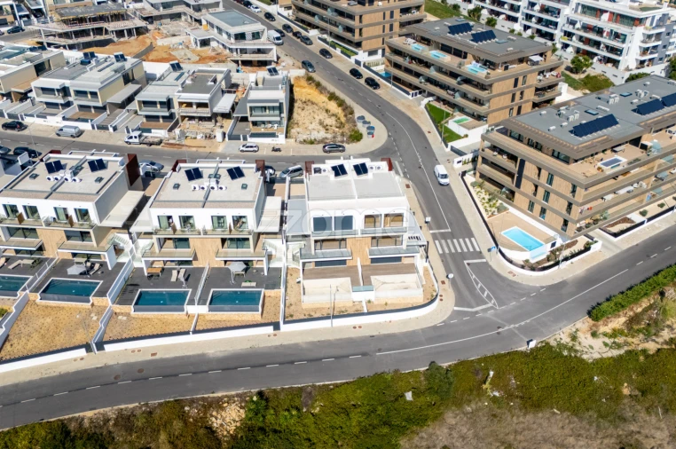 Moradia T4 para Venda em Ericeira Foto 39