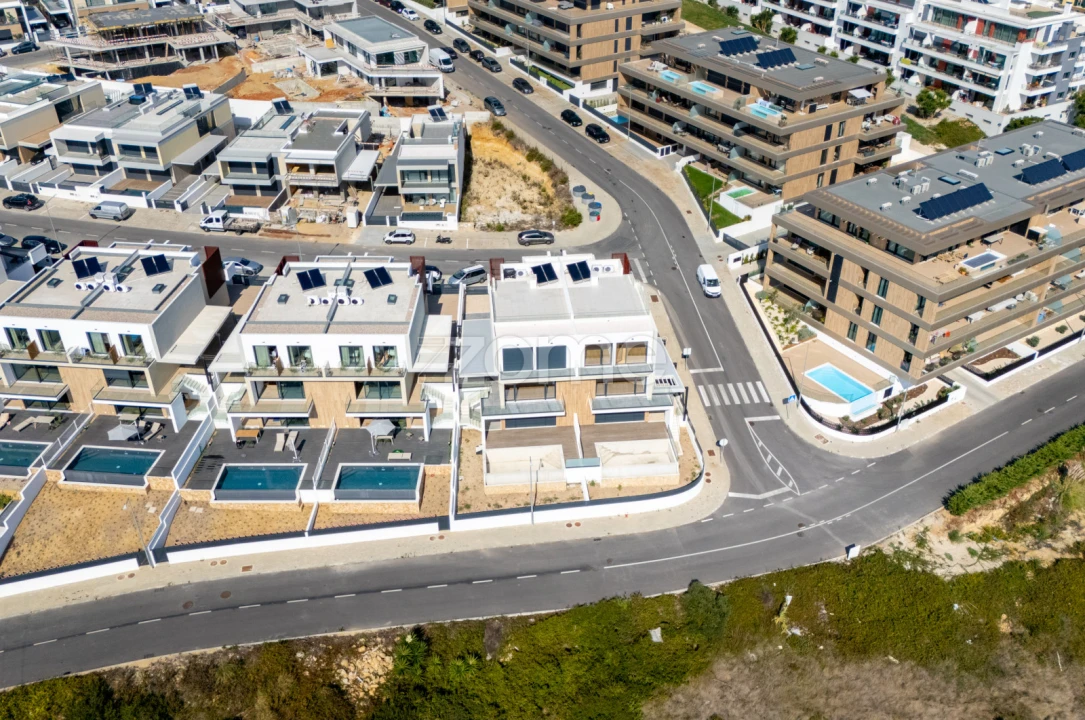 Moradia T4 para Venda em Ericeira Foto 39