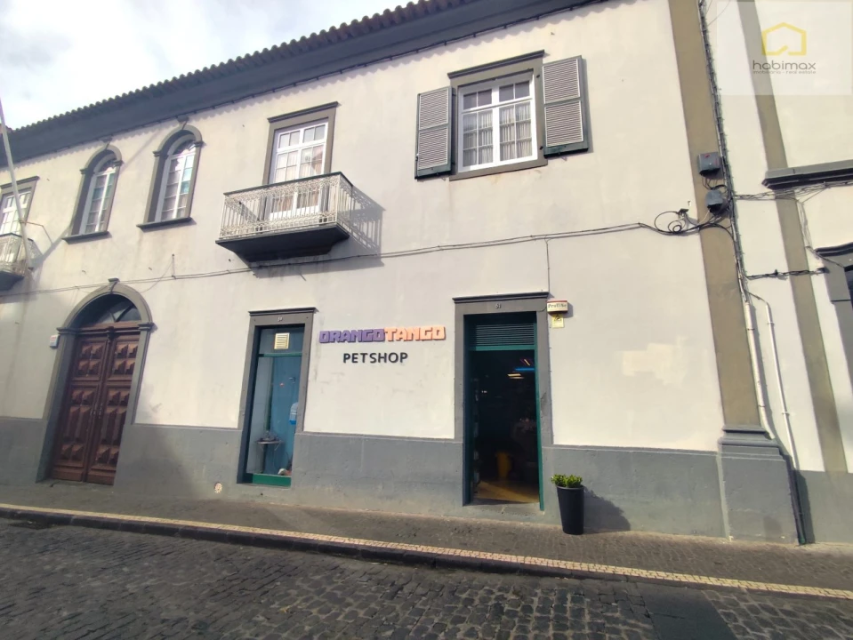 Loja para Cedência de Quotas em Ponta Delgada (São Sebastião) Foto 2