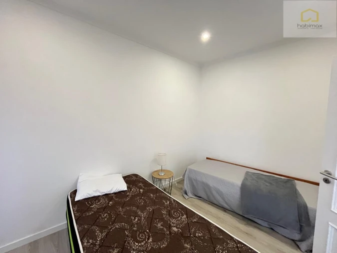 Moradia T2 para Venda em Rosto do Cão (Livramento) Foto 7