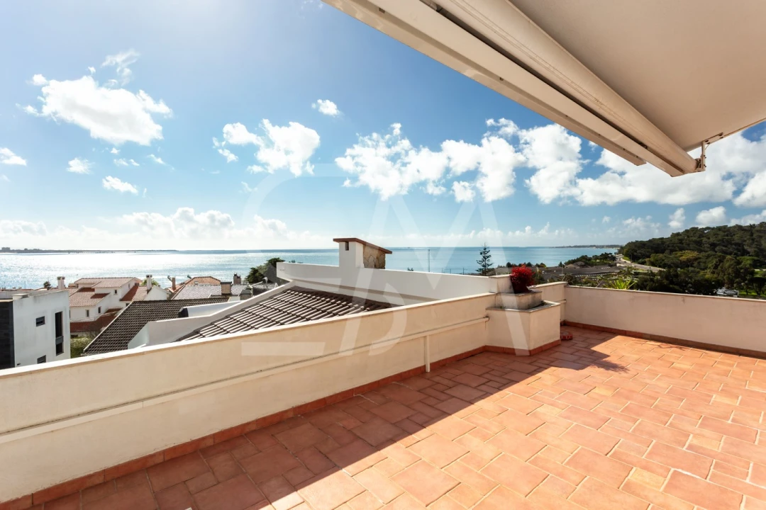 Moradia T6 para Venda em Algés, Linda-A-Velha e Cruz Quebrada-Dafundo Foto 10