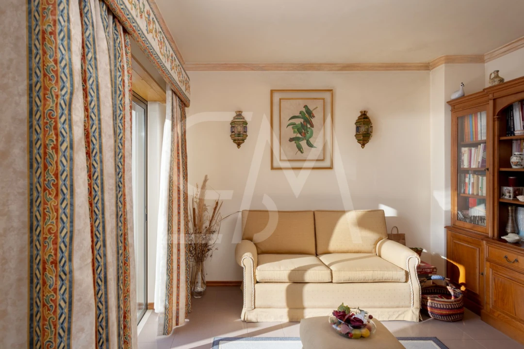 Moradia T6 para Venda em Algés, Linda-A-Velha e Cruz Quebrada-Dafundo Foto 30