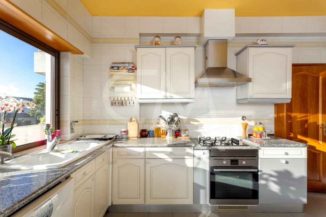 Moradia T6 para Venda em Algés, Linda-A-Velha e Cruz Quebrada-Dafundo Foto 34