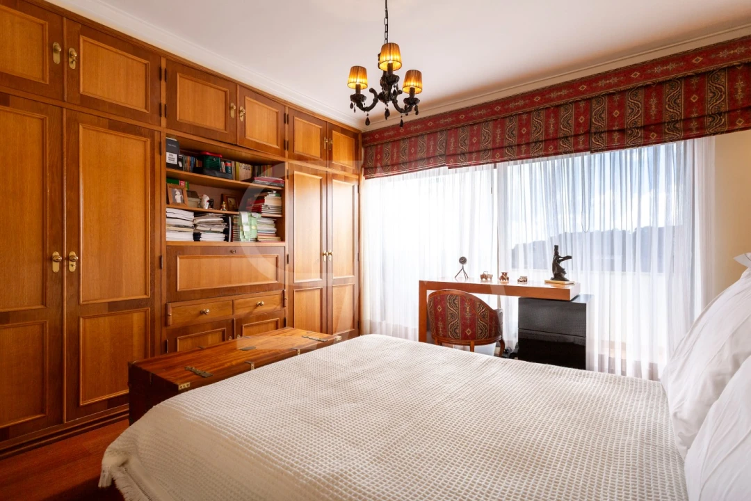 Moradia T6 para Venda em Algés, Linda-A-Velha e Cruz Quebrada-Dafundo Foto 46