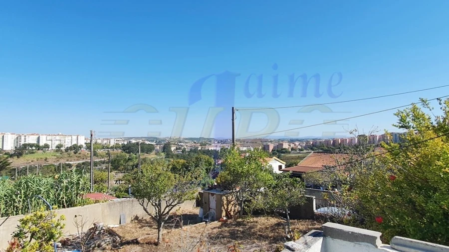 Terreno para Venda em Cacém e São Marcos Foto 8