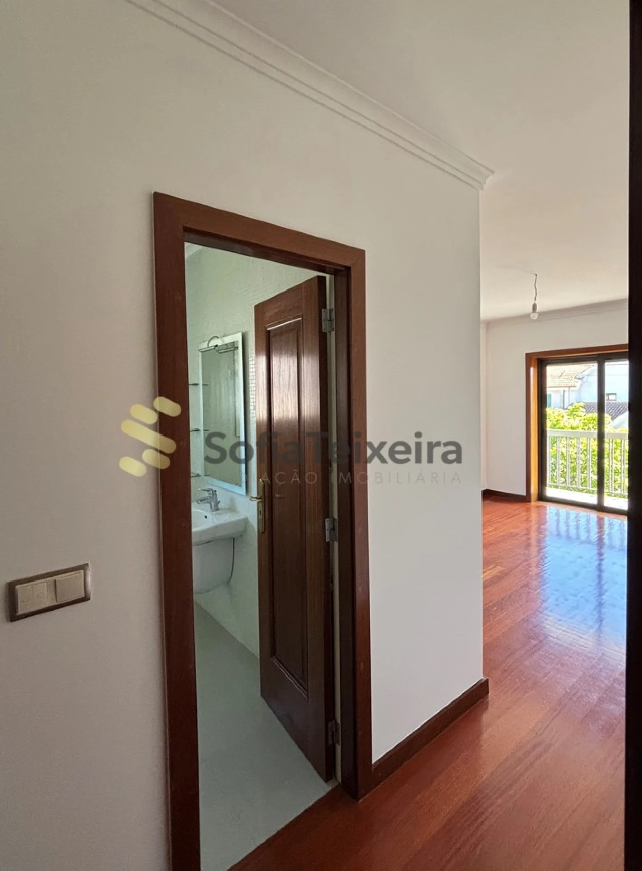 Moradia T4 para Venda em Freixo de Cima e de Baixo Foto 19