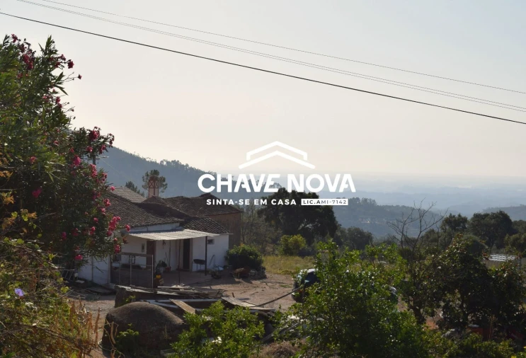 Quinta T2 para Venda em Monchique Foto 4