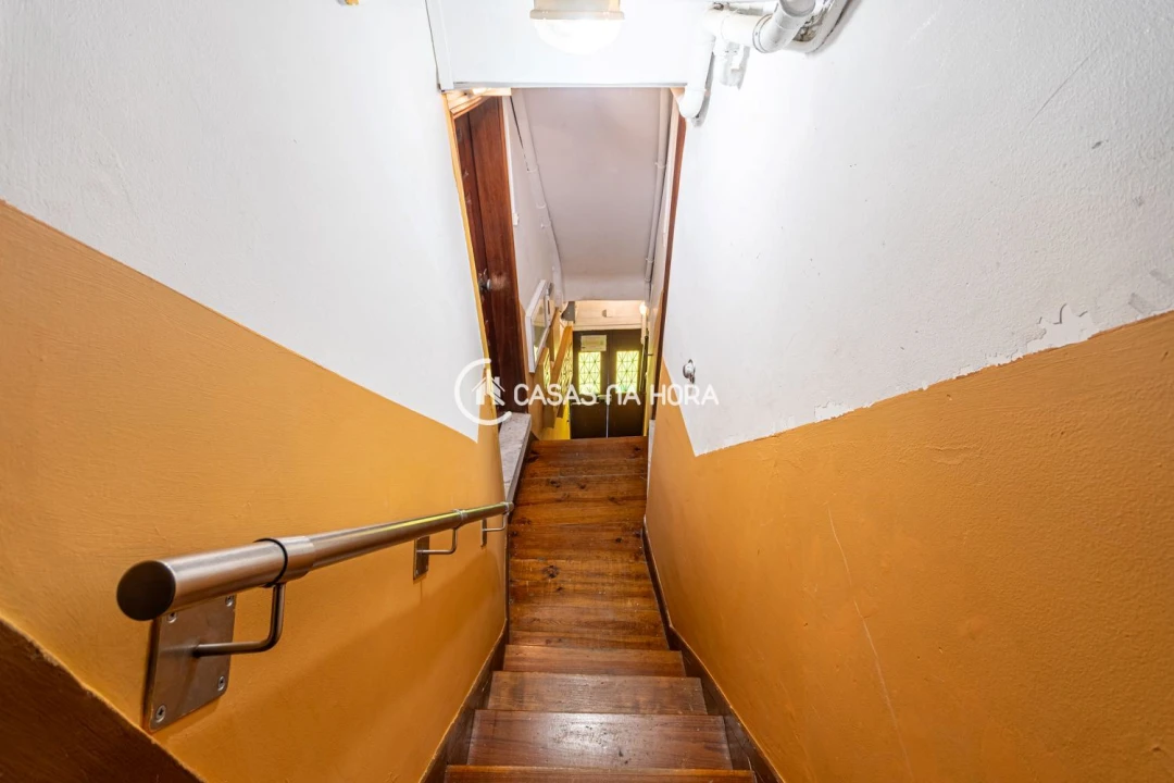 Apartamento T1 para Venda em Santo António Foto 16