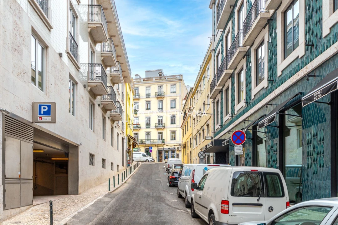 Apartamento T1 para Venda em Santo António Foto 20