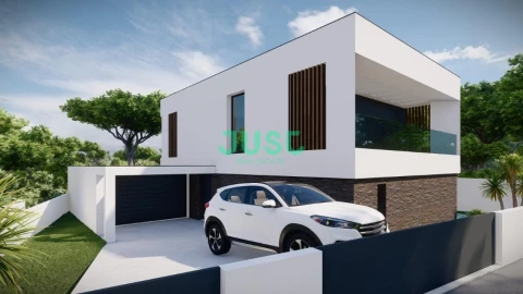 Moradia T4 para Venda em Charneca de Caparica e Sobreda