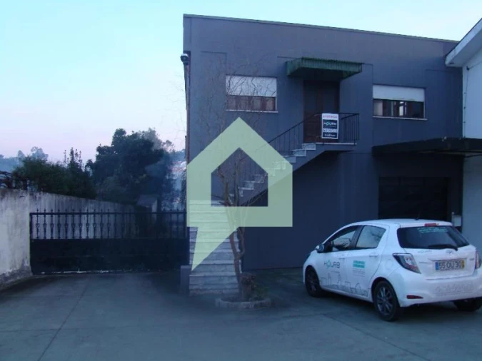 Armazém para Arrendamento em Gamil e Midões Foto 1