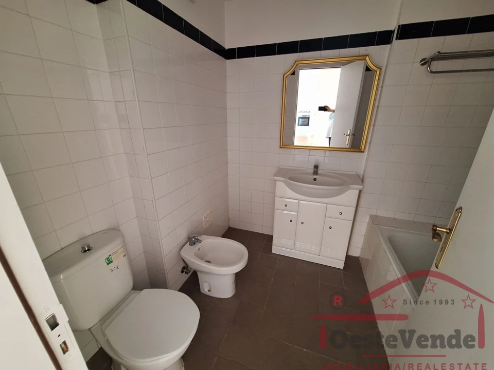 Apartamento T3 para Venda em Cadaval e Pêro Moniz Foto 23