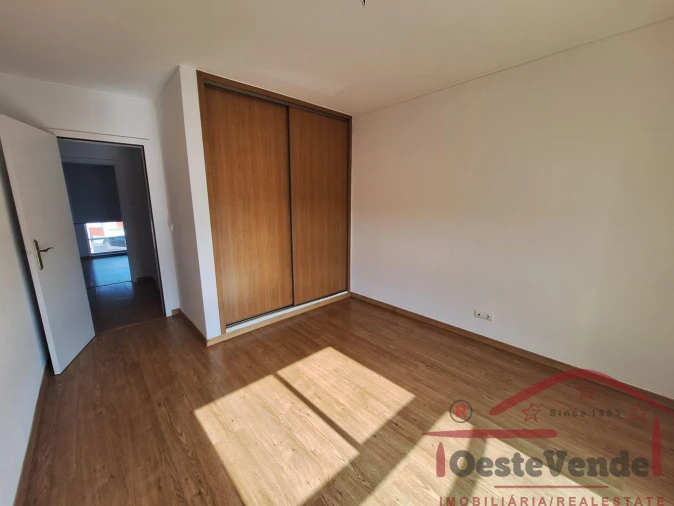 Apartamento T3 para Venda em Cadaval e Pêro Moniz Foto 19