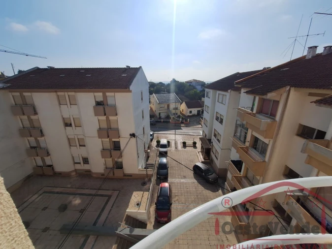 Apartamento T3 para Venda em Cadaval e Pêro Moniz Foto 45