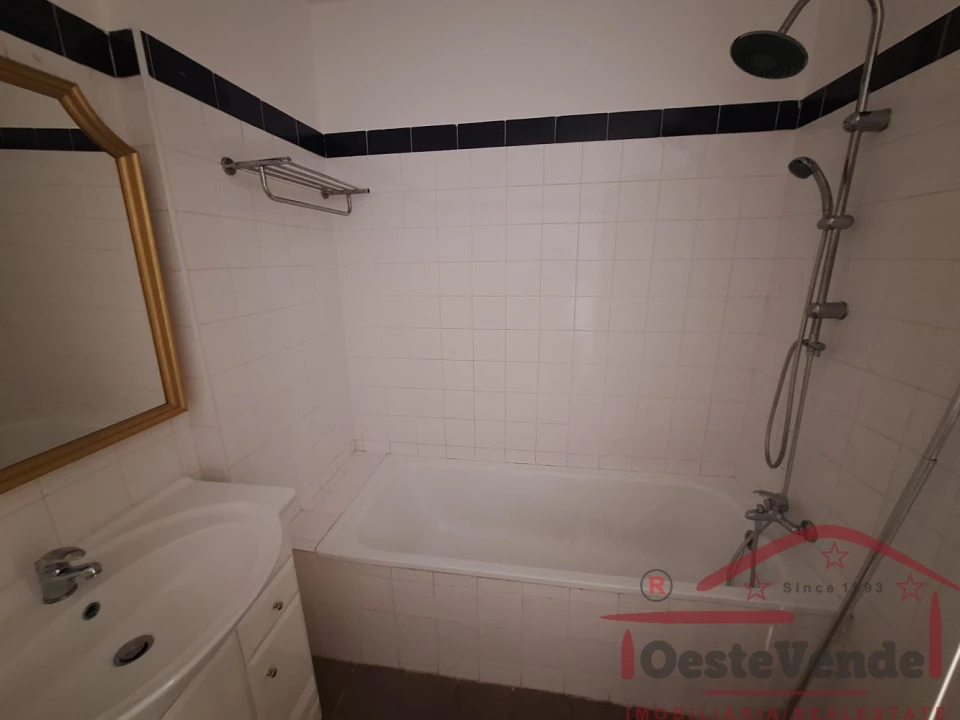 Apartamento T3 para Venda em Cadaval e Pêro Moniz Foto 22