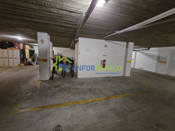 Garagem para Venda em Castelo Branco Foto 1