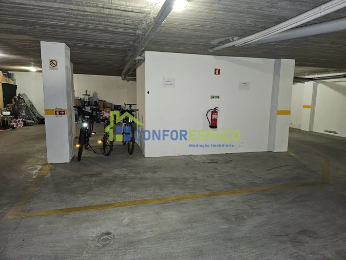 Garagem para Venda em Castelo Branco Foto 2