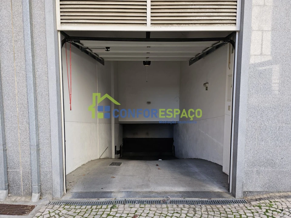 Garagem para Venda em Castelo Branco Foto 4