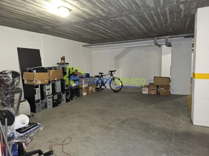Garagem para Venda em Castelo Branco Foto 3