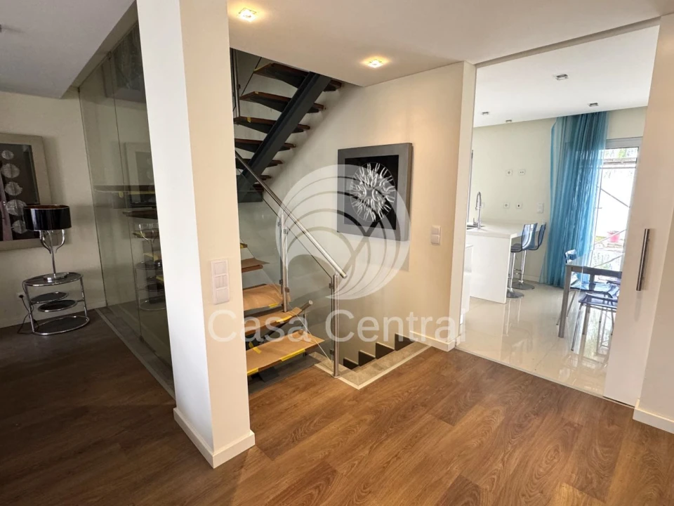 Moradia T3 para Venda em Carcavelos e Parede Foto 12