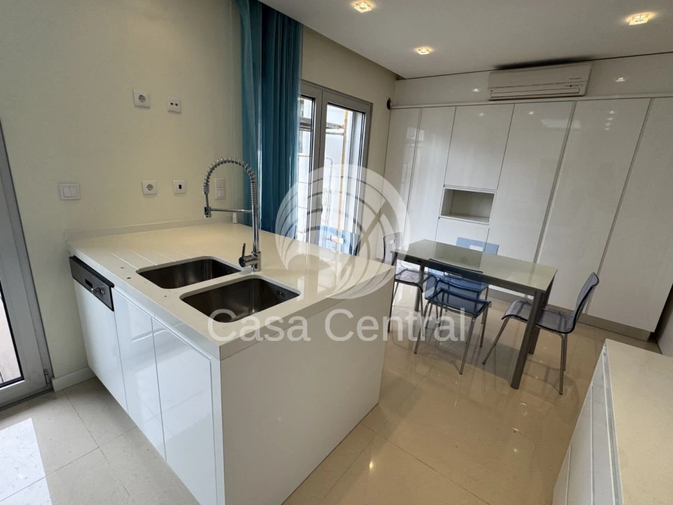 Moradia T3 para Venda em Carcavelos e Parede Foto 22