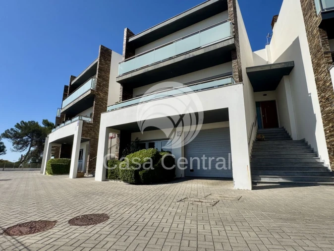 Moradia T3 para Venda em Carcavelos e Parede Foto 59