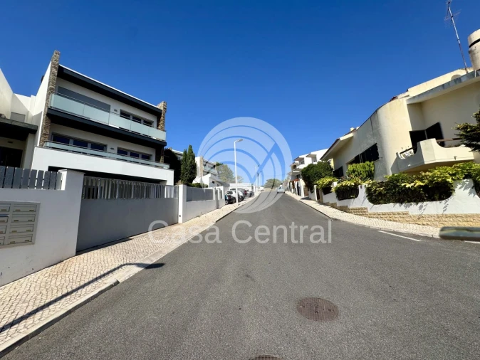 Moradia T3 para Venda em Carcavelos e Parede Foto 56