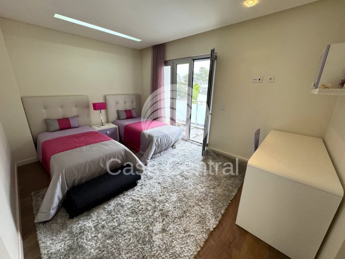 Moradia T3 para Venda em Carcavelos e Parede Foto 29