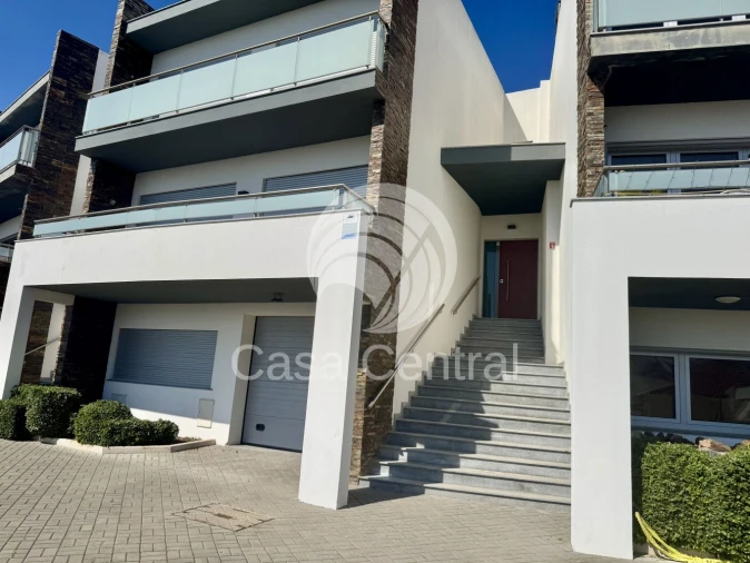 Moradia T3 para Venda em Carcavelos e Parede Foto 9