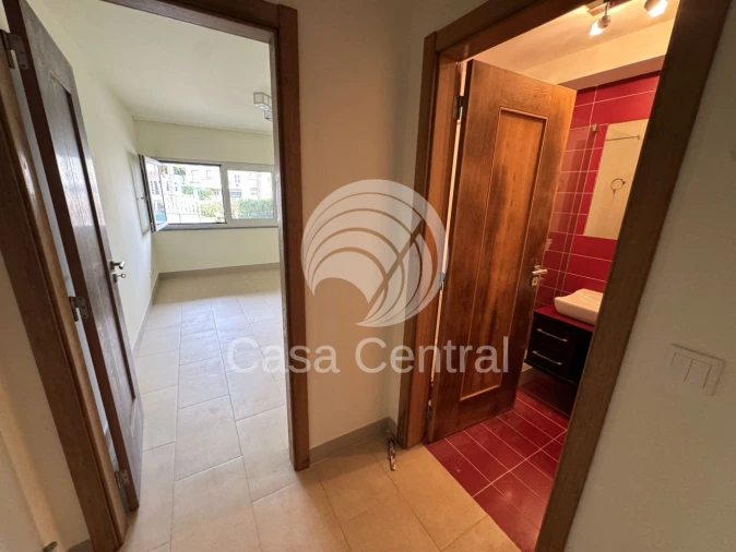 Moradia T3 para Venda em Carcavelos e Parede Foto 46