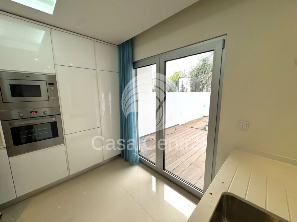Moradia T3 para Venda em Carcavelos e Parede Foto 20