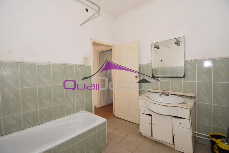 Moradia T6 para Venda em Torres Novas (Santa Maria, Salvador e Santiago) Foto 40