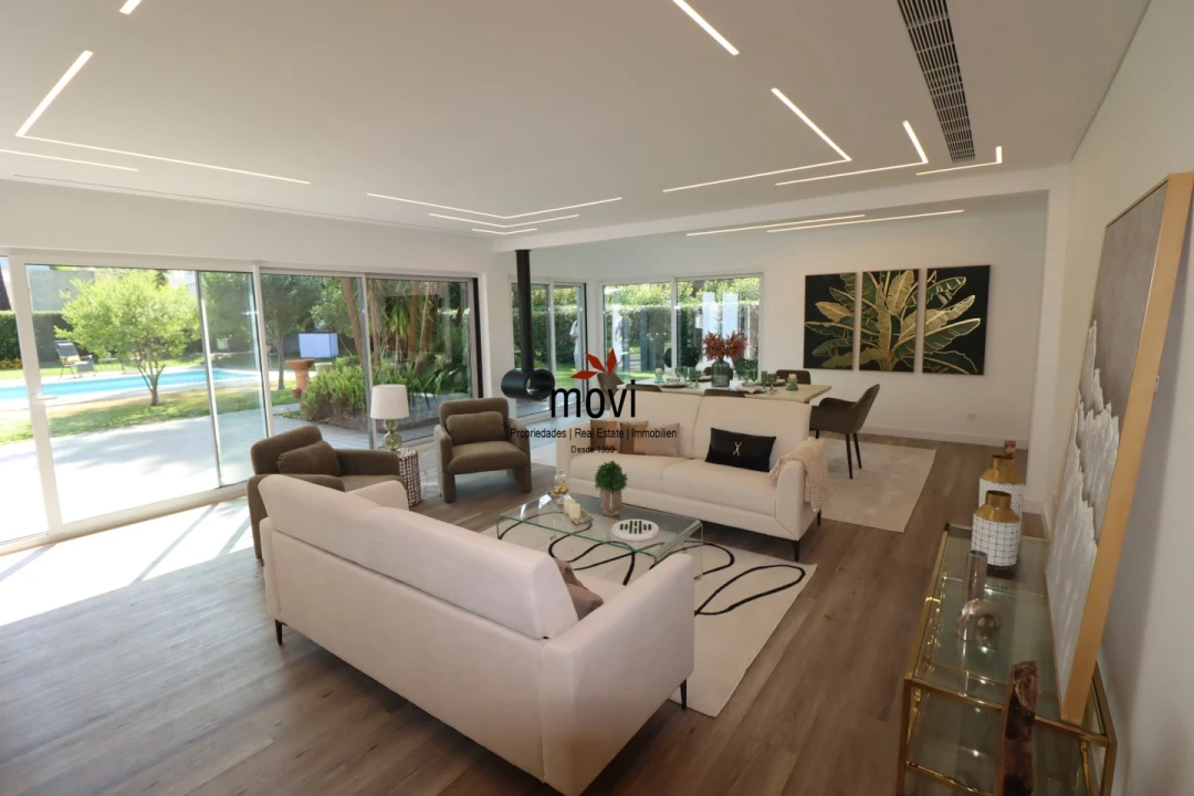 Moradia T4 para Venda em Charneca de Caparica e Sobreda Foto 7