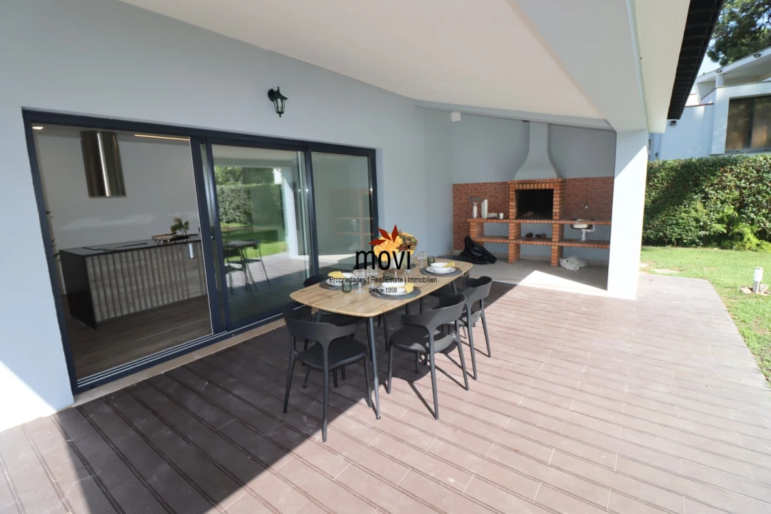 Moradia T4 para Venda em Charneca de Caparica e Sobreda Foto 13