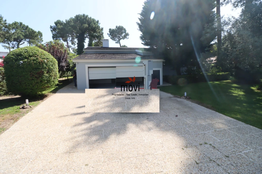 Moradia T4 para Venda em Charneca de Caparica e Sobreda Foto 29