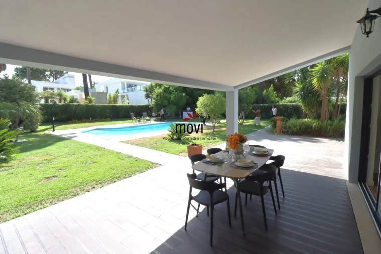 Moradia T4 para Venda em Charneca de Caparica e Sobreda Foto 14